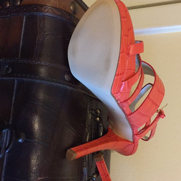 Michael Kors Nadia Platform Shoes - Picture 5 of 5